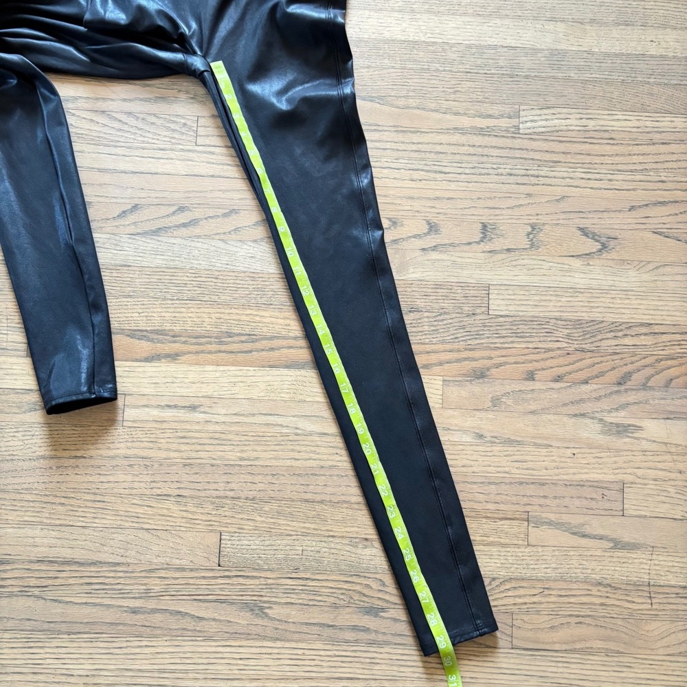 Spanx Faux Leather Leggings Black High Waisted Medium - Picture 4 of 5